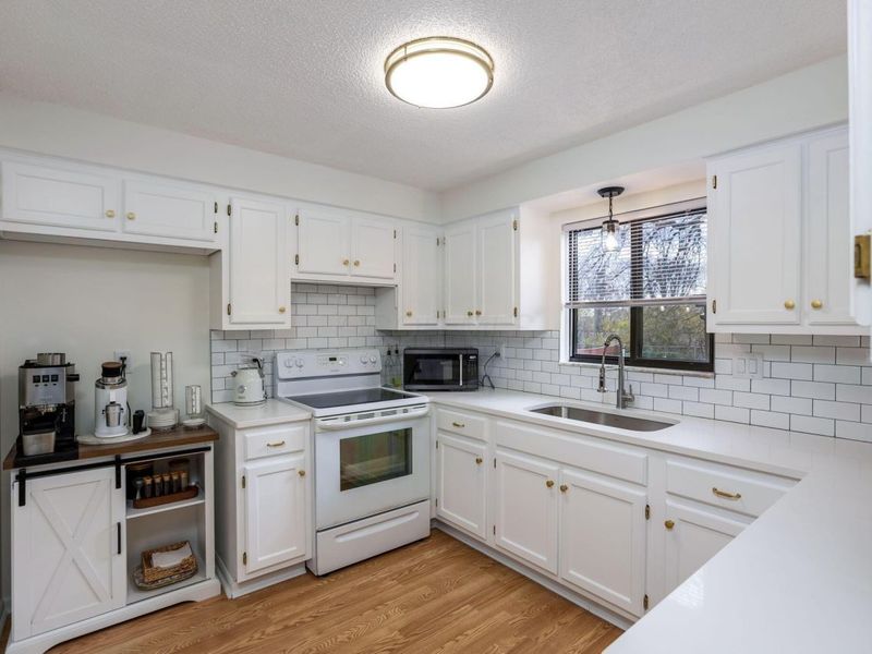 5803 Sundrops Avenue, Galloway, OH 43119 Photo 14