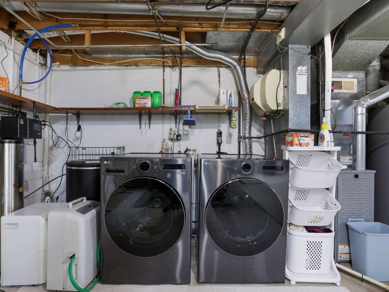 5803 Sundrops Avenue, Galloway, OH 43119 Photo 48