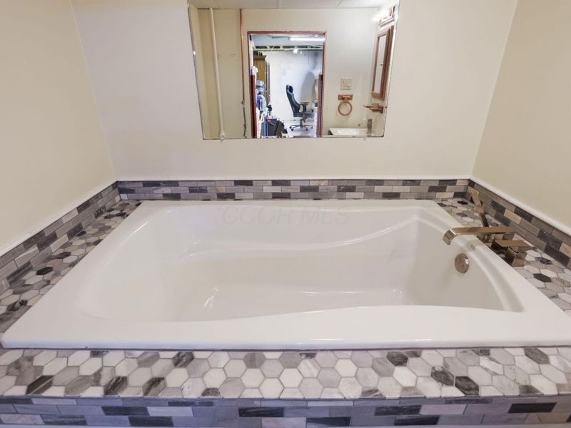 5803 Sundrops Avenue, Galloway, OH 43119 Photo 51