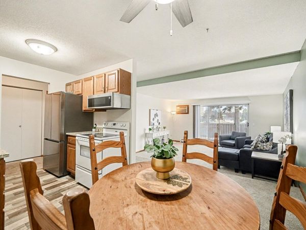 1690 Highway 36 w, Unit 224, Roseville, MN 55113