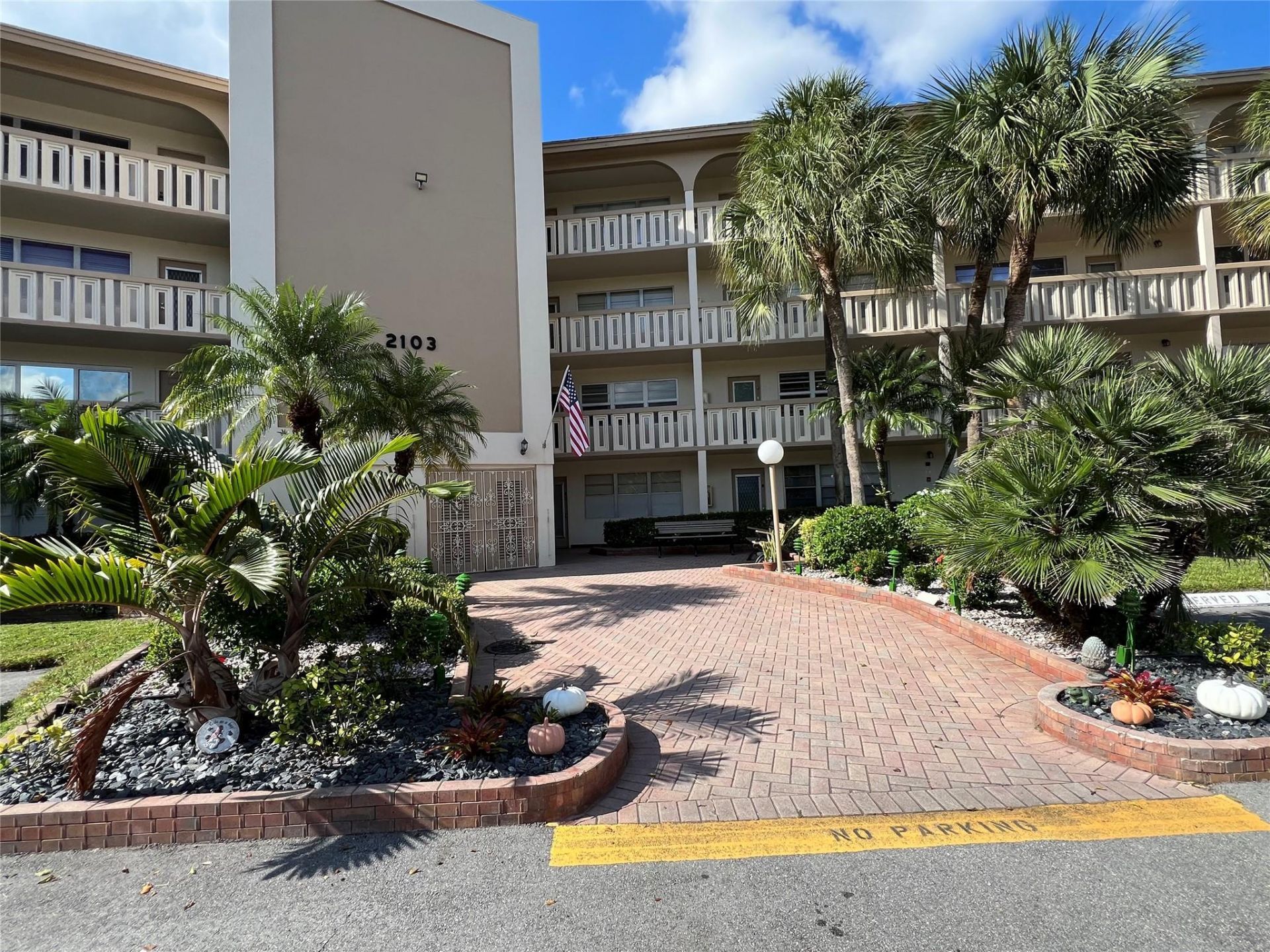 2103 Lucaya Bend, Unit A2, Coconut Creek, FL 33066 Photo