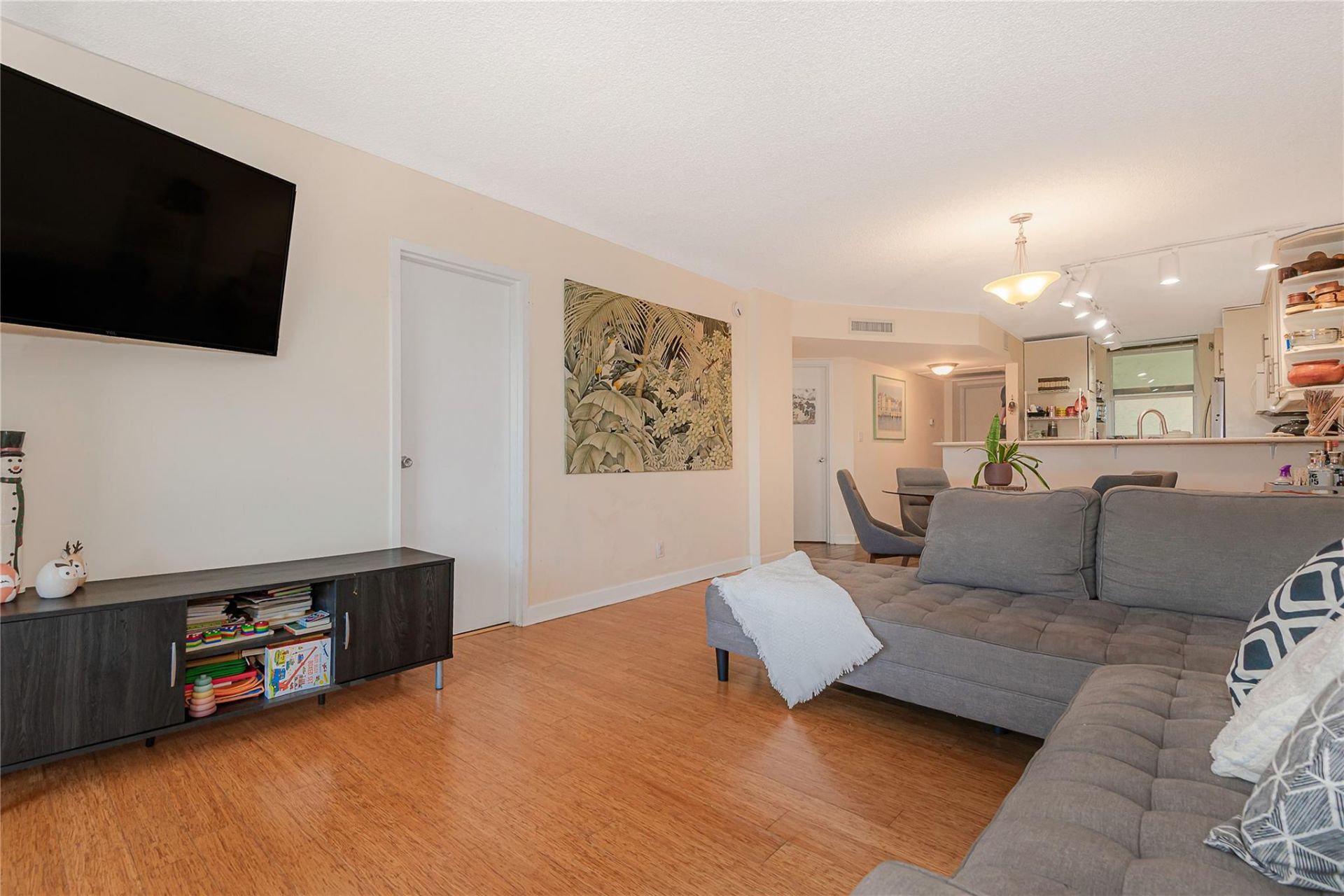 5300 NE 24 Terrace, Unit 512, Fort Lauderdale, FL 33308 Photo