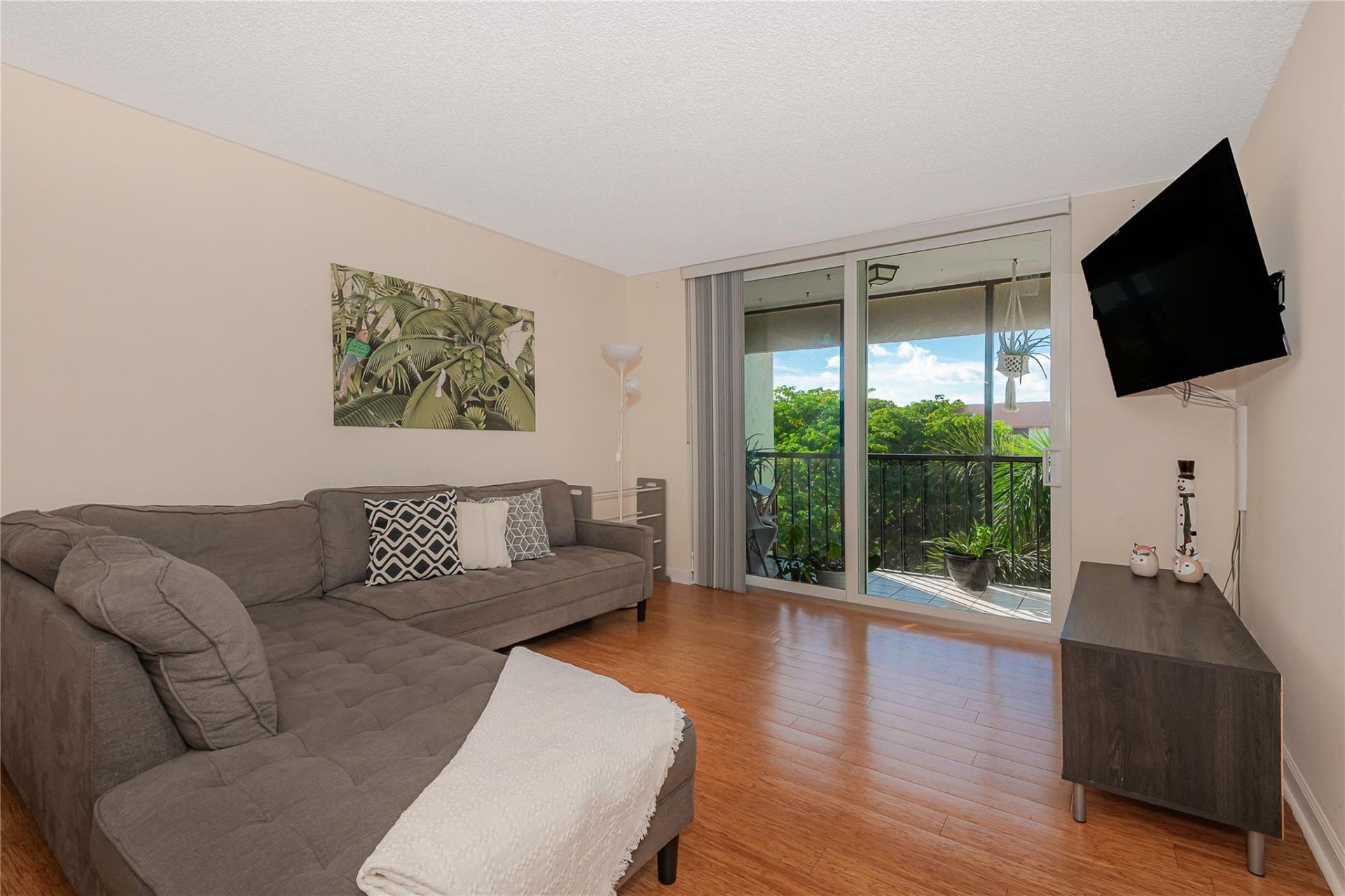 5300 NE 24 Terrace, Unit 512, Fort Lauderdale, FL 33308 Photo