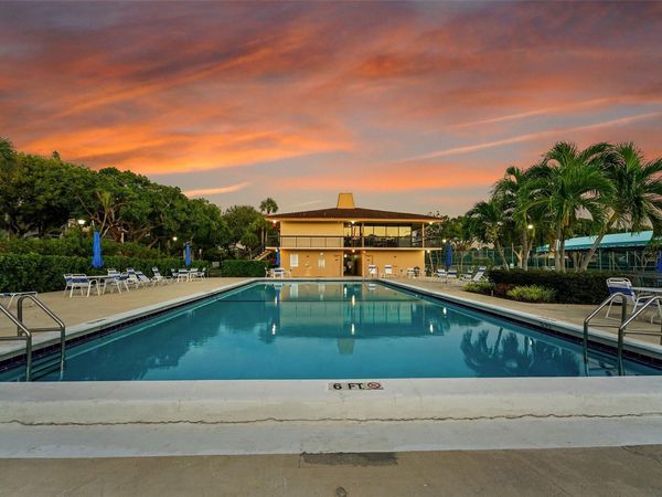 5340 NW 2nd Avenue, Unit Ph-26, Boca Raton, FL 33487
