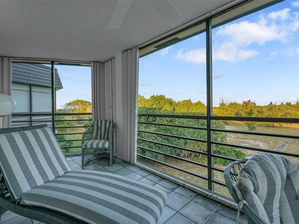 5340 NW 2nd Avenue, Unit Ph-26, Boca Raton, FL 33487