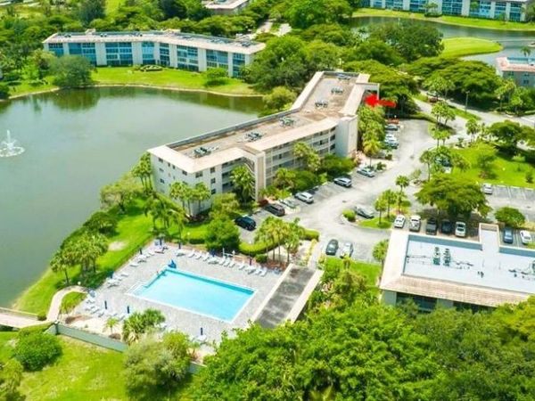 1902 Bermuda Circle, Unit H-2, Coconut Creek, FL 33066