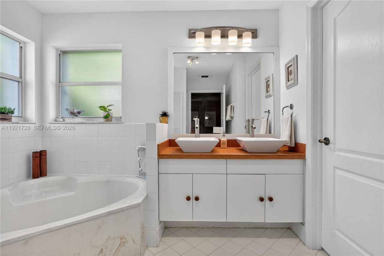 21320 SW 92nd Ave, Cutler Bay, FL 33189 Photo