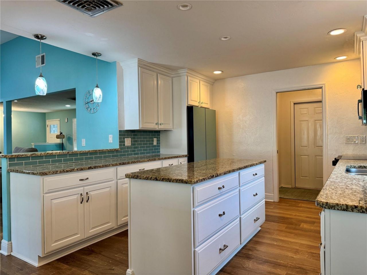 4124 Pinar Drive, Bradenton, FL 34210 Photo