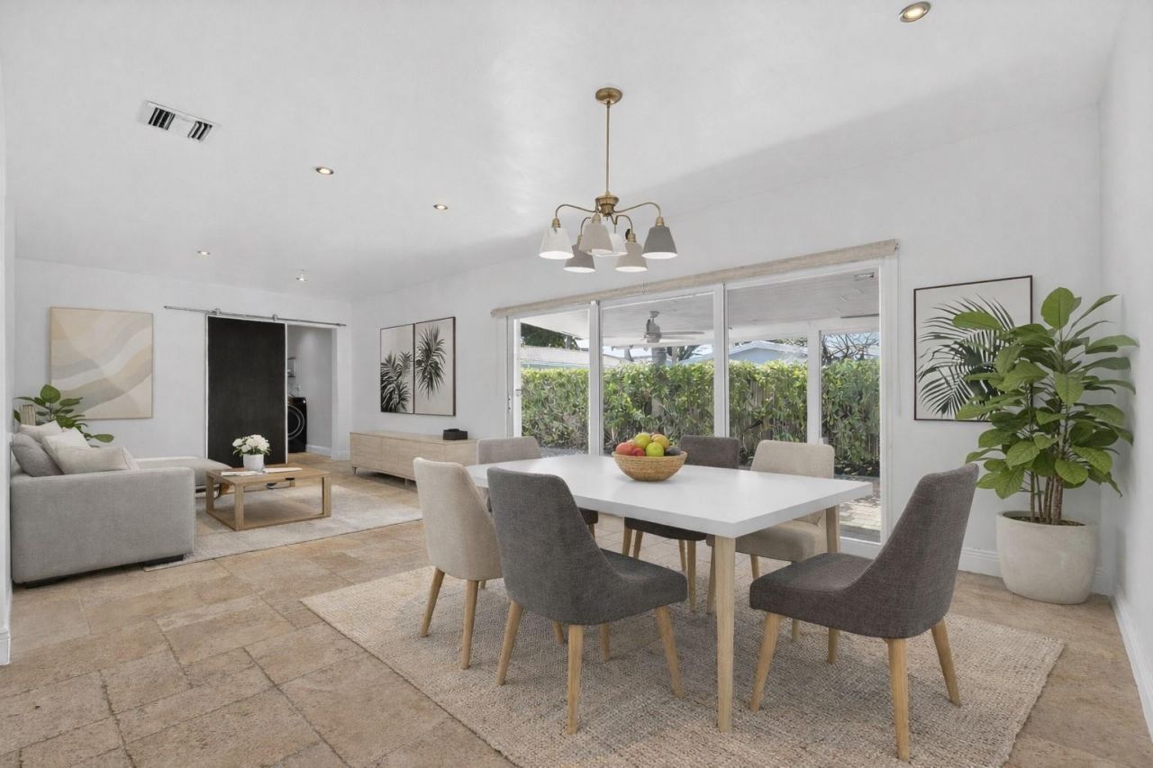 2110 NE 56th Street, Fort Lauderdale, FL 33308 Photo