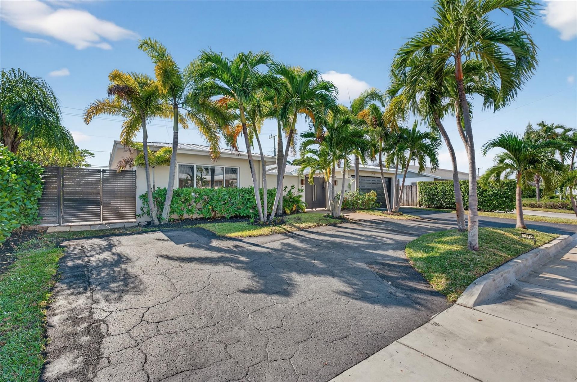 2110 NE 56th Street, Fort Lauderdale, FL 33308 Photo