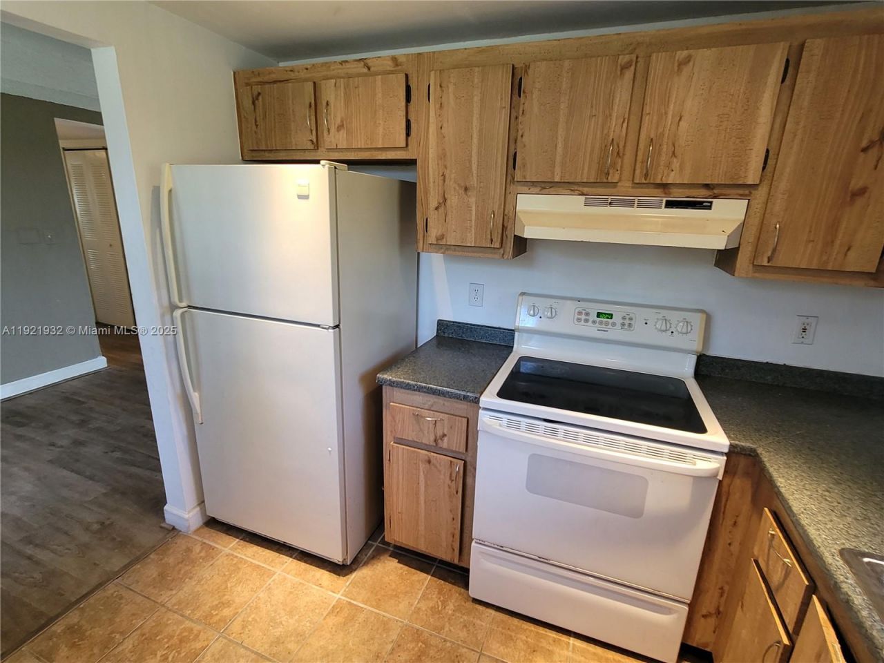 1245 S Flagler Ave, Unit 305, Pompano Beach, FL 33060 Photo