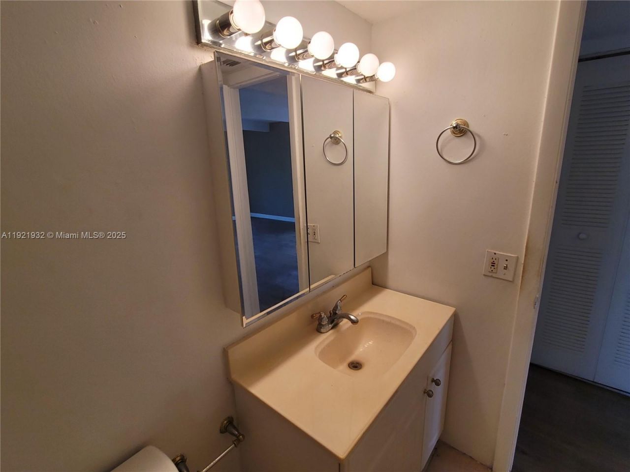 1245 S Flagler Ave, Unit 305, Pompano Beach, FL 33060 Photo