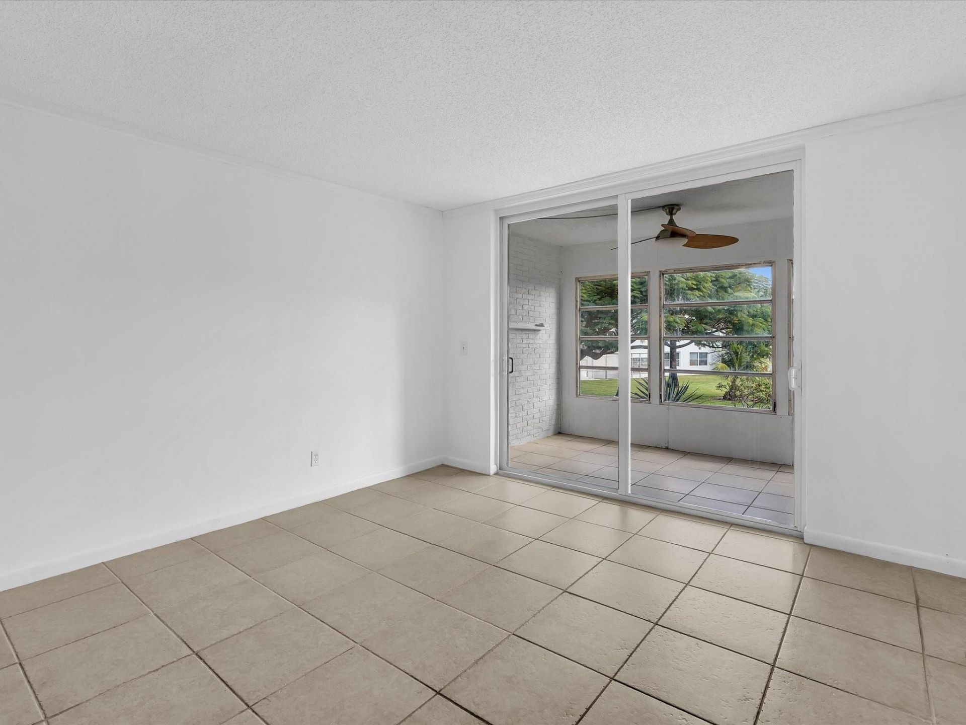 6650 Royal Palm Blvd, Unit 206C, Pompano Beach, FL 33063 Photo