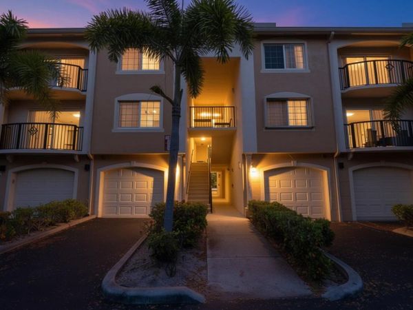 400 Crestwood Court N, Unit 420, Royal Palm Beach, FL 33411