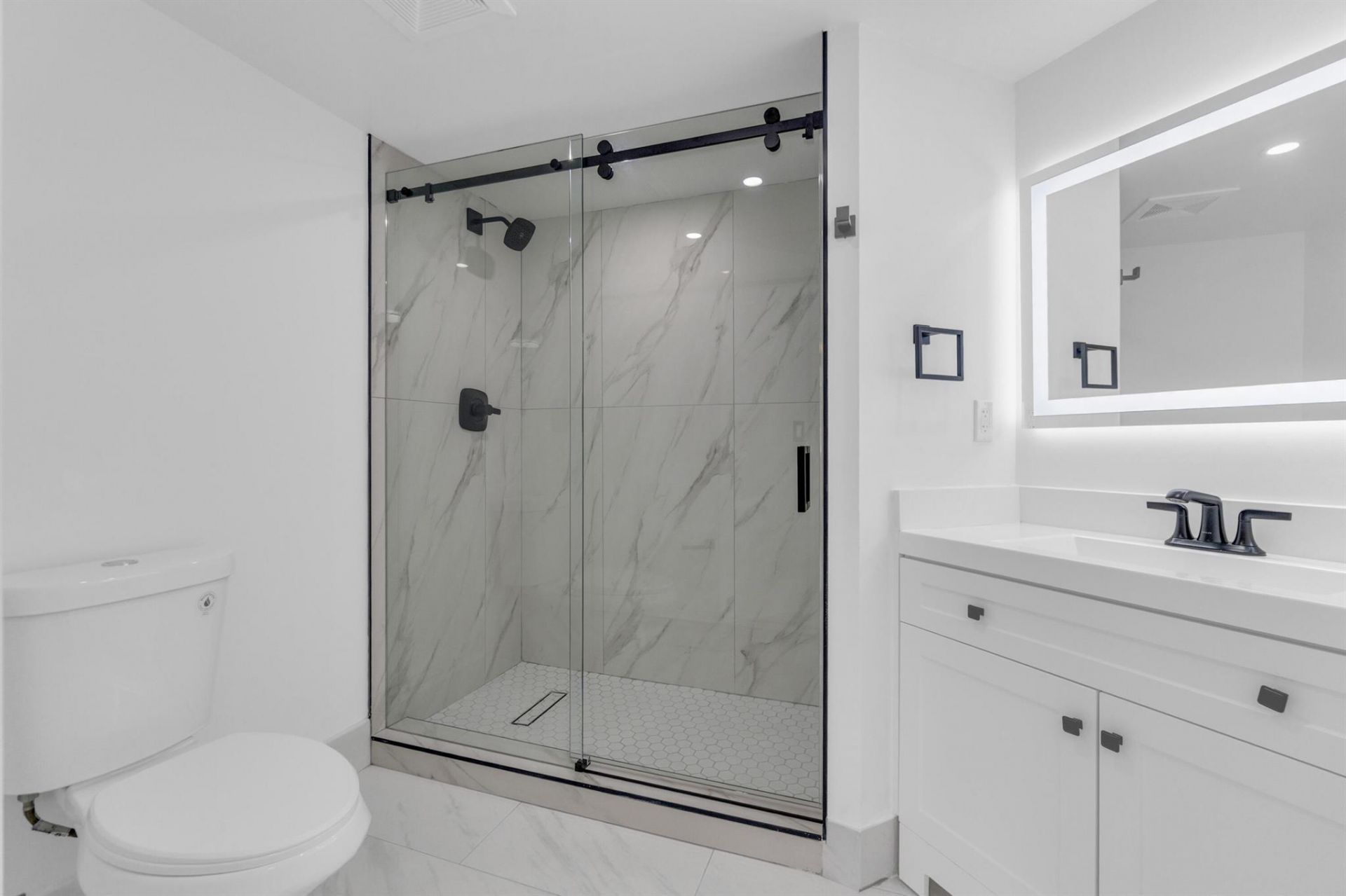 400 Crestwood Court N, Unit 420, Royal Palm Beach, FL 33411 Photo