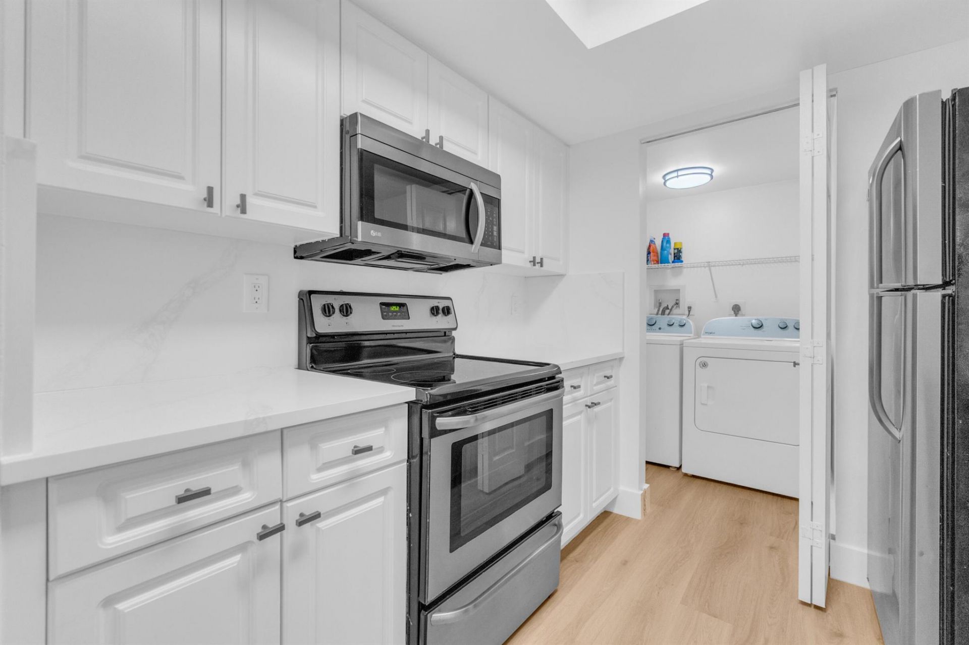 400 Crestwood Court N, Unit 420, Royal Palm Beach, FL 33411 Photo