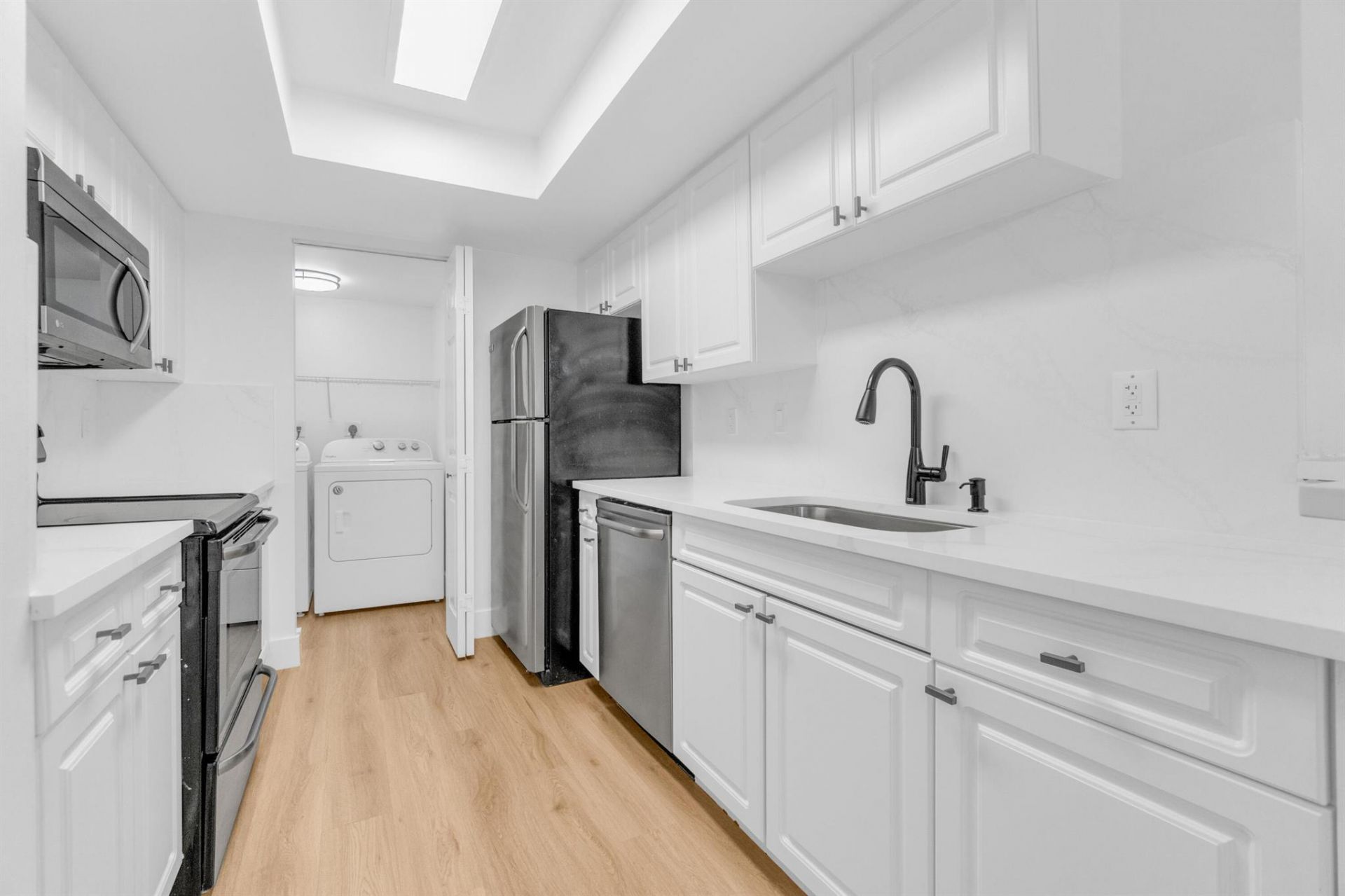 400 Crestwood Court N, Unit 420, Royal Palm Beach, FL 33411 Photo