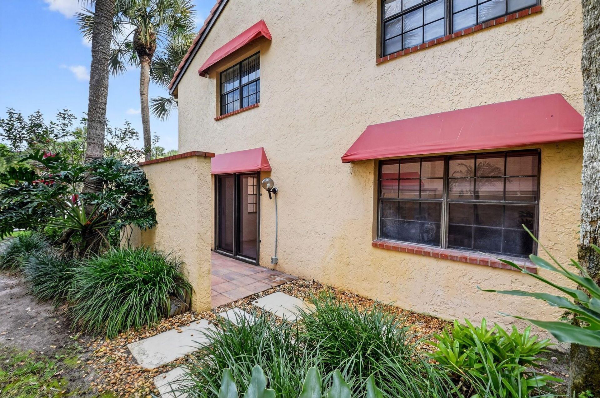 11281 Aspen Glen Drive, Unit 104, Boynton Beach, FL 33437 Photo