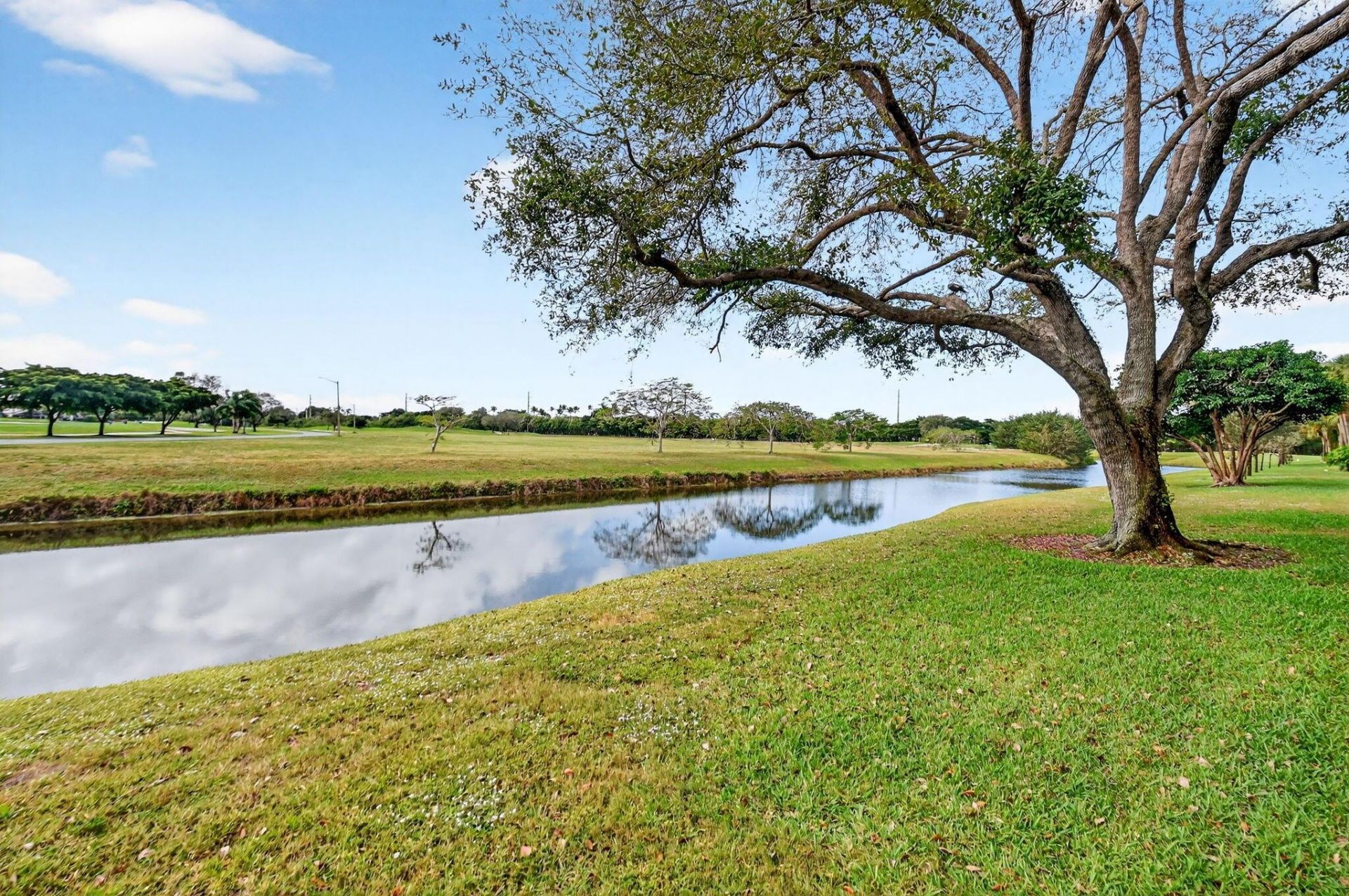 11281 Aspen Glen Drive, Unit 104, Boynton Beach, FL 33437 Photo