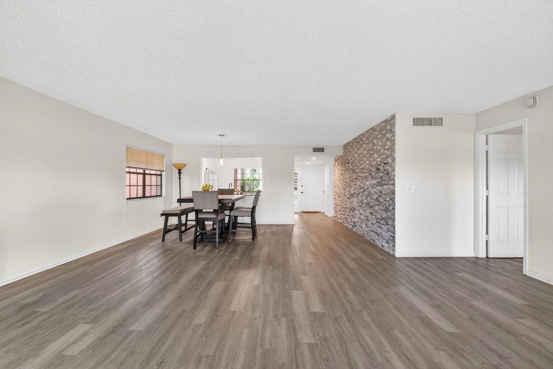 11281 Aspen Glen Drive, Unit 104, Boynton Beach, FL 33437 Photo