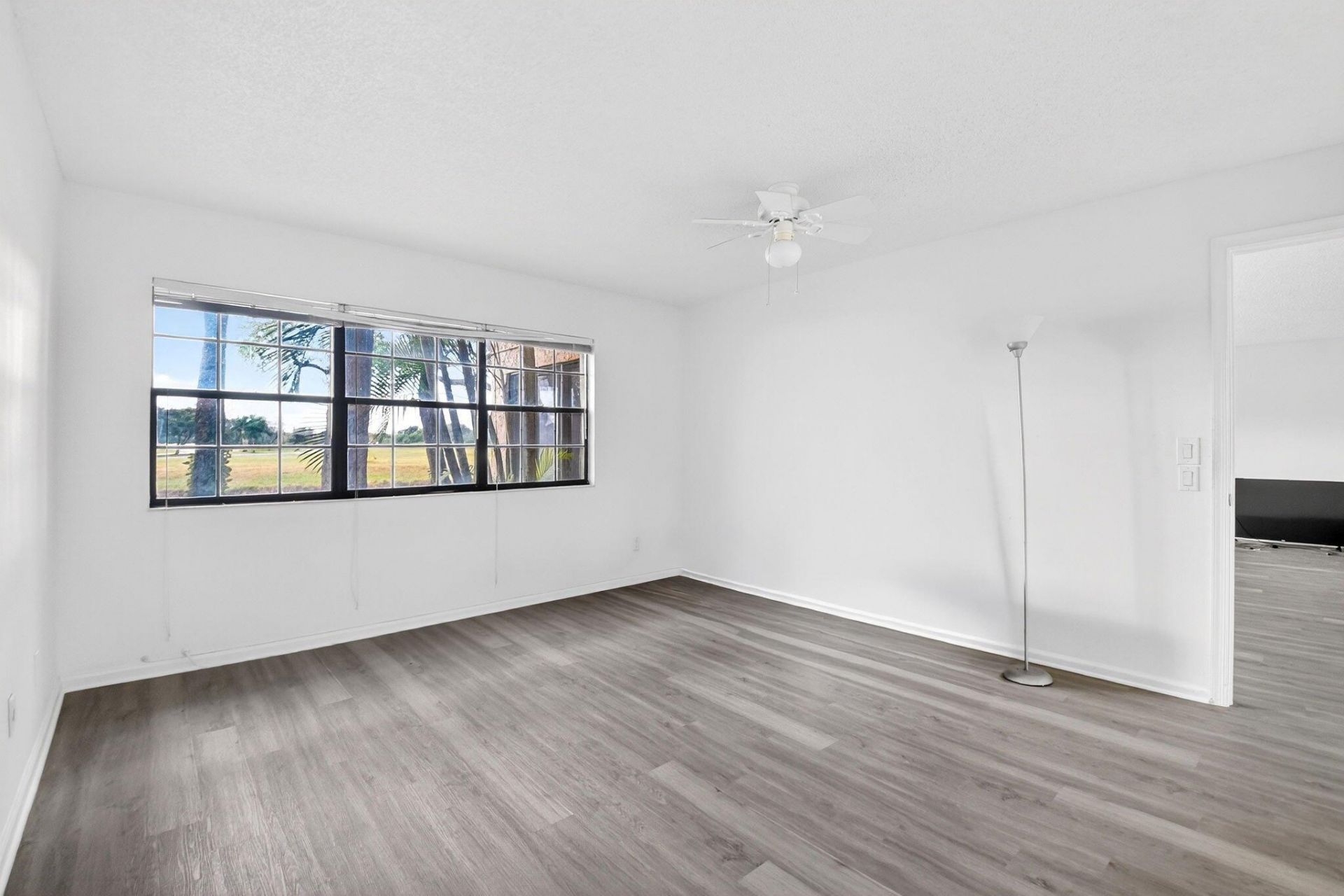 11281 Aspen Glen Drive, Unit 104, Boynton Beach, FL 33437 Photo