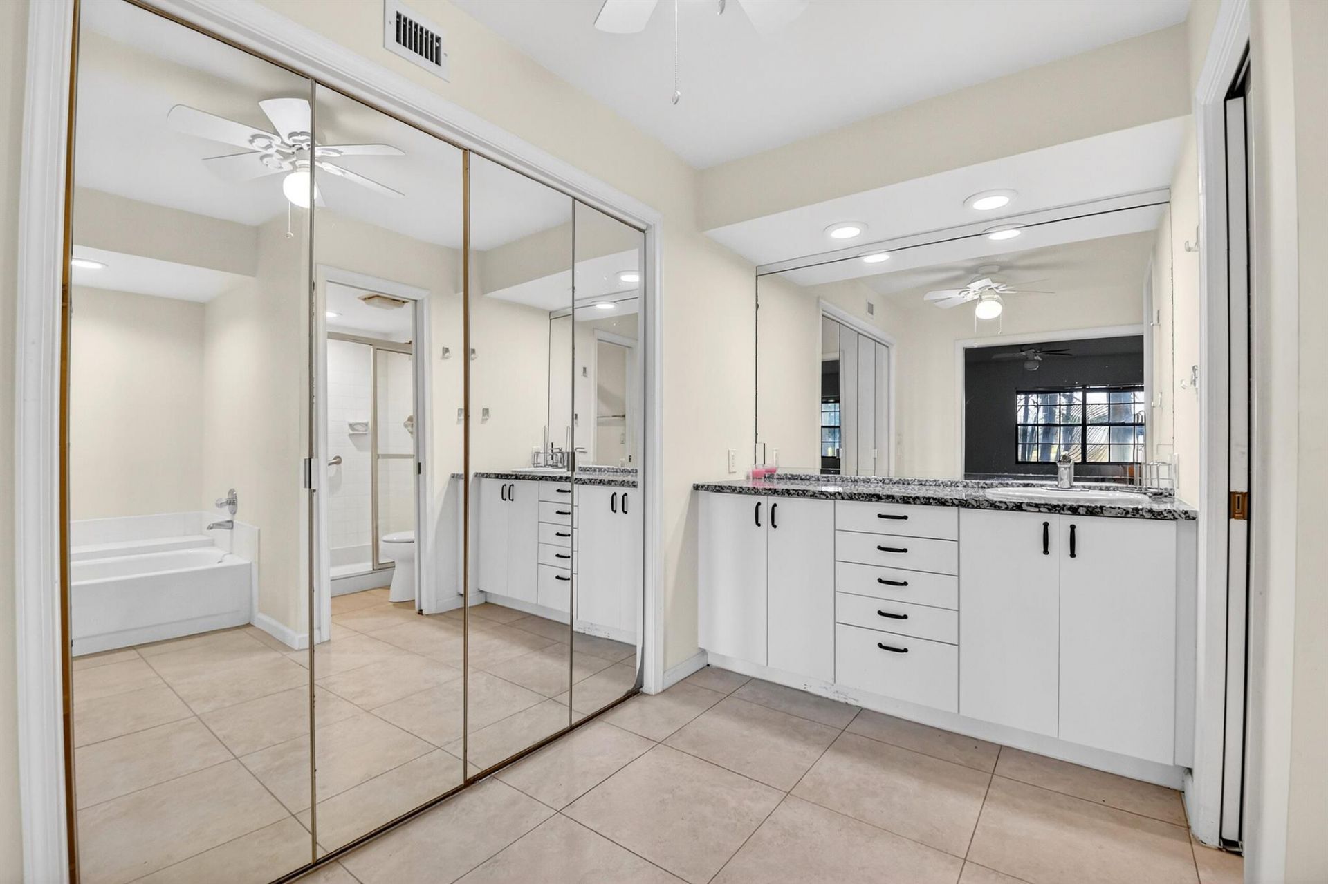 11281 Aspen Glen Drive, Unit 104, Boynton Beach, FL 33437 Photo