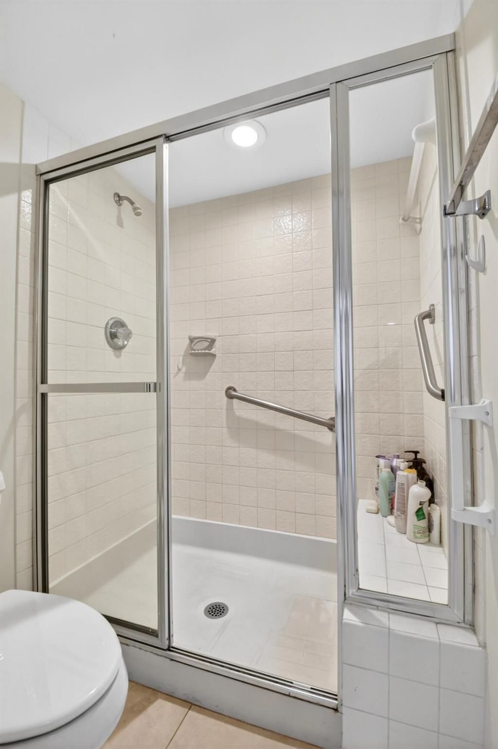 11281 Aspen Glen Drive, Unit 104, Boynton Beach, FL 33437 Photo