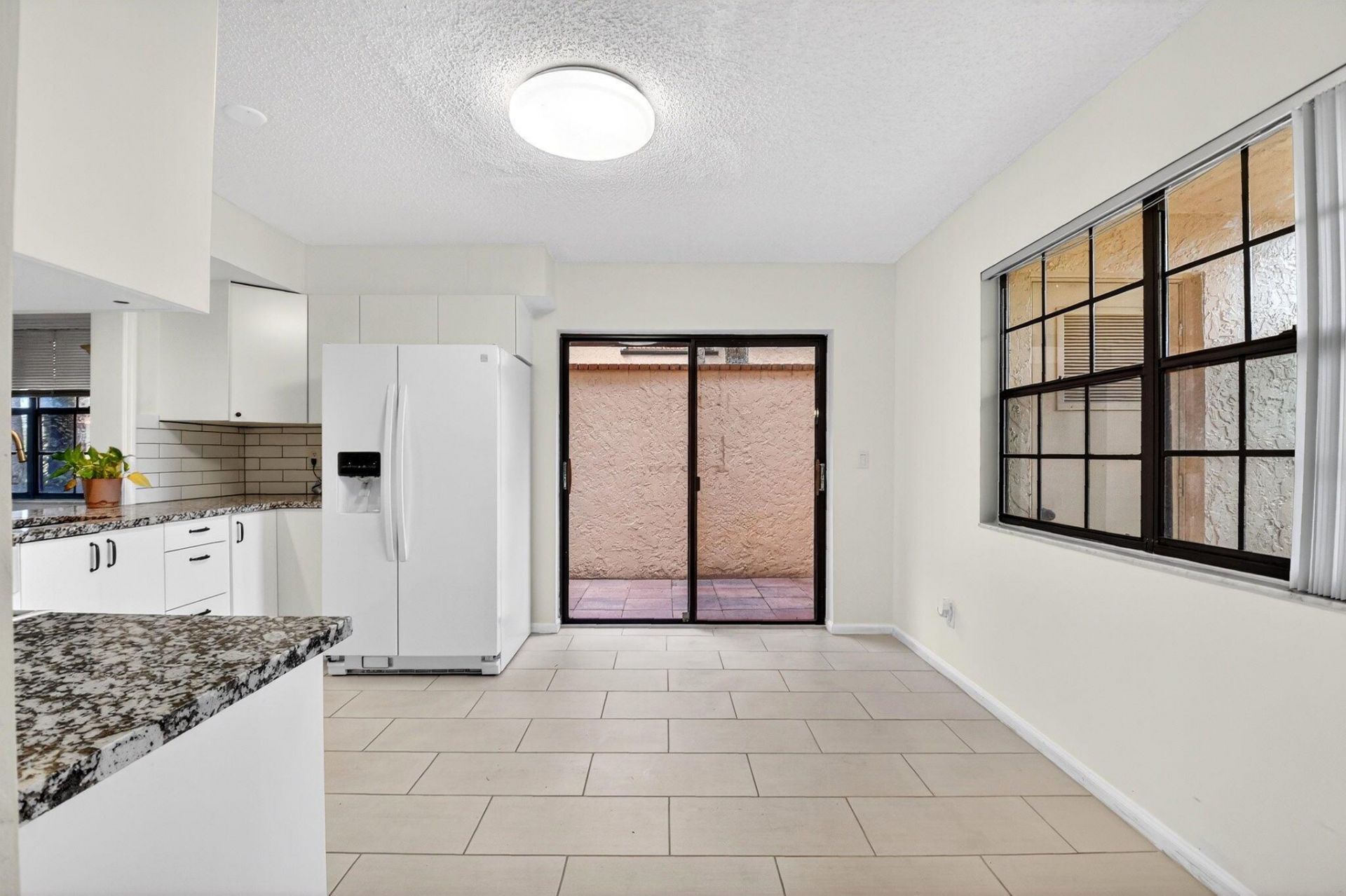 11281 Aspen Glen Drive, Unit 104, Boynton Beach, FL 33437 Photo