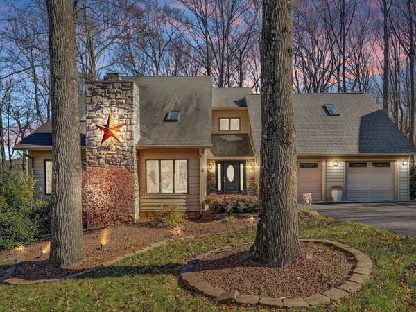 36 York ST, Roanoke, VA 24019