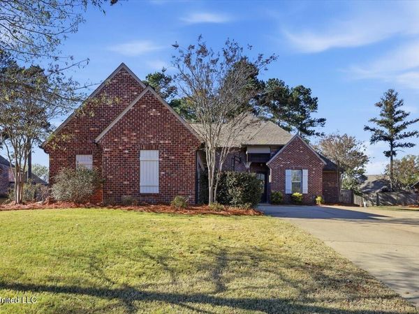 121 Grayhawk Cove, Madison, MS 39110