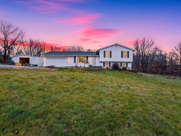 308 Lincoln Highway, Nevada, OH 44849