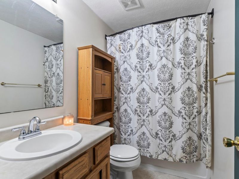 308 Lincoln Highway, Nevada, OH 44849 Photo 12