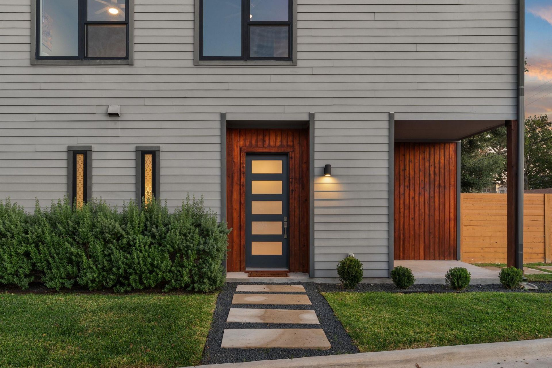 1116 Stobaugh St, Unit A, Austin, TX 78757 Main Photo