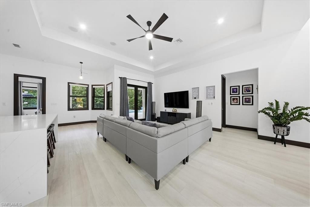 28033 Oak Ln, Bonita Springs, FL 34135 Photo