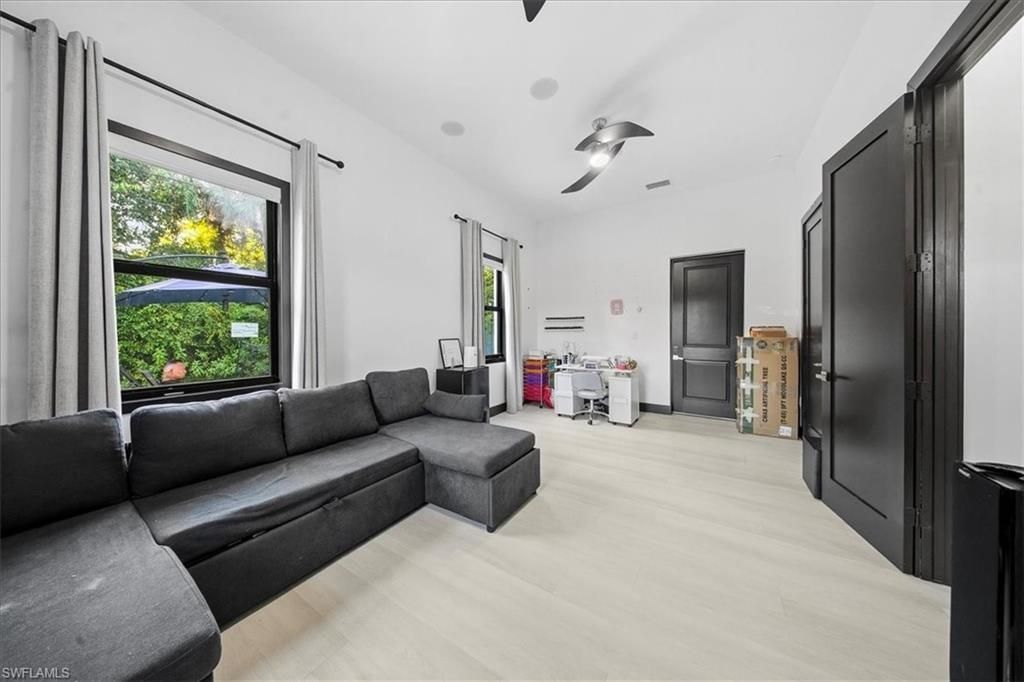 28033 Oak Ln, Bonita Springs, FL 34135 Photo