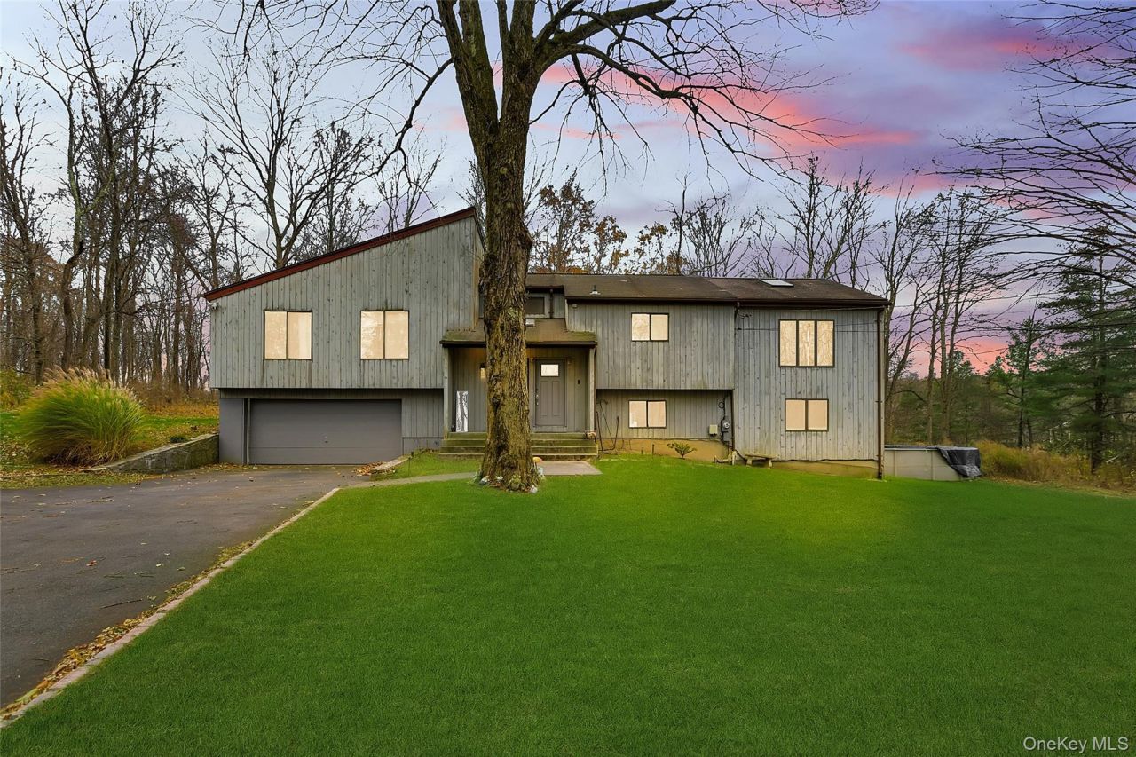 1845 Jacob Road, Cortlandt Manor, NY 10567 Main Photo