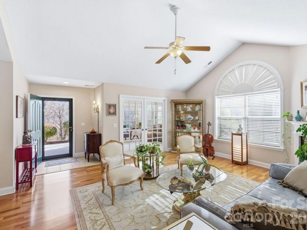 36 Craggy Vista Drive, Swannanoa, NC 28778