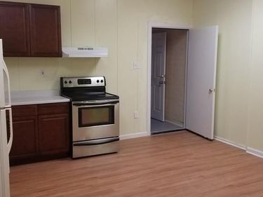 6840 WEST CHESTER PIKE, UPPER DARBY, PA 19082