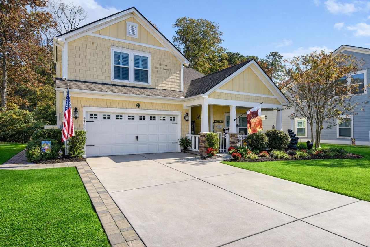 2480 Goldfinch Dr. Photo 3