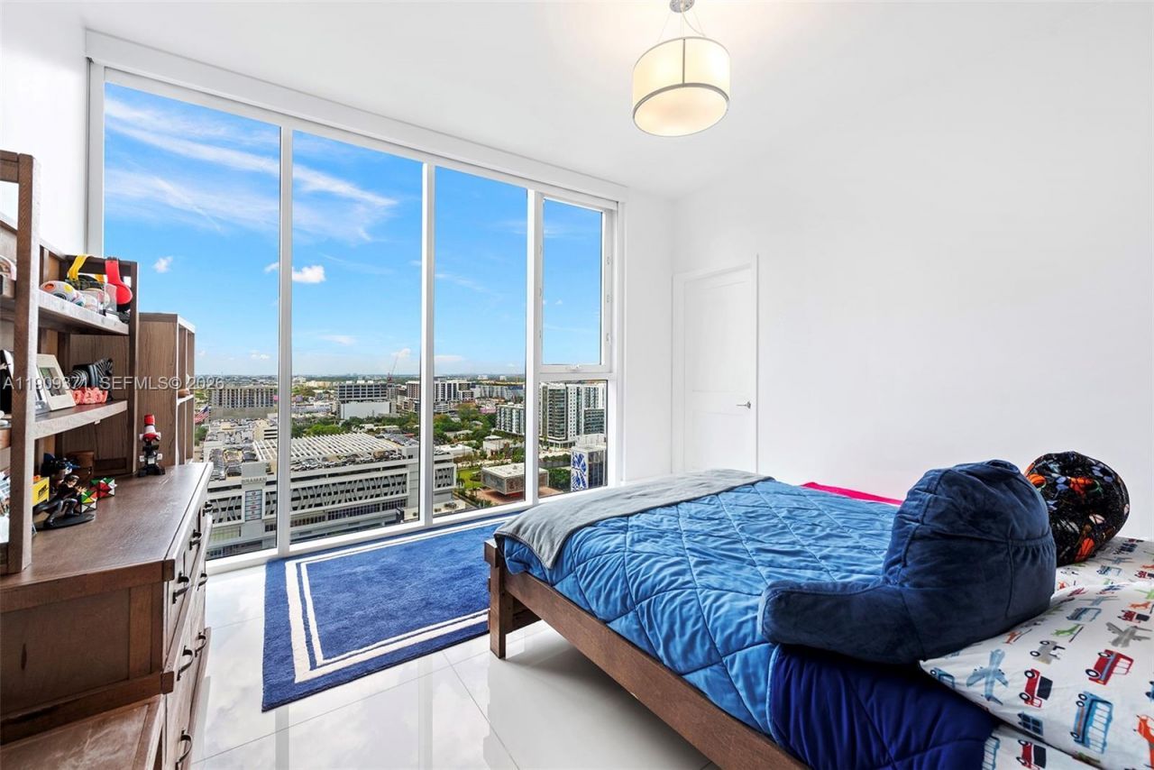 2020 N Bayshore Dr, Unit 2110, Miami, FL 33137 Photo