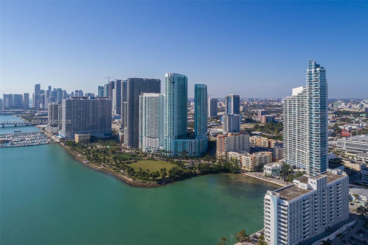 2020 N Bayshore Dr, Unit 2110, Miami, FL 33137 Photo