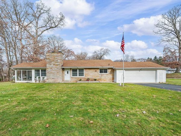 1225 Country Club Drive, Niles, MI 49120