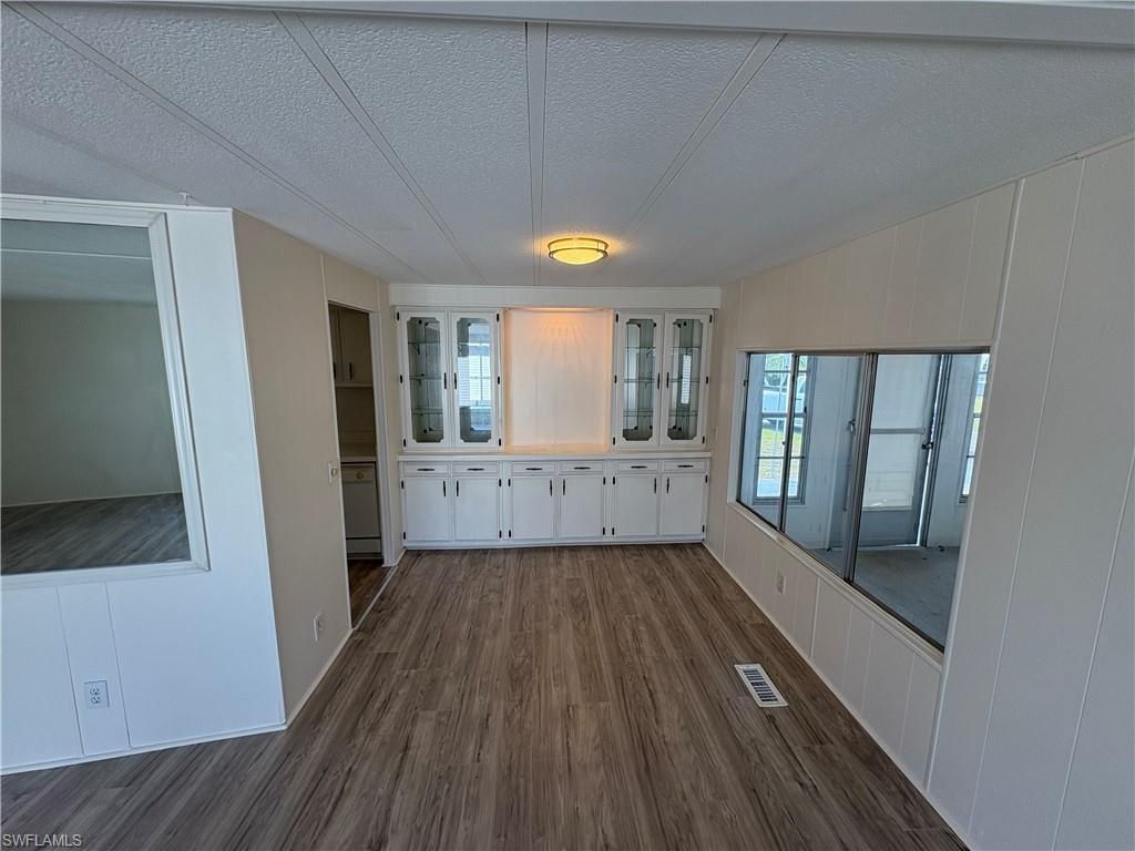 606 Pine Grove Ct, North Fort Myers, FL 33917 Photo