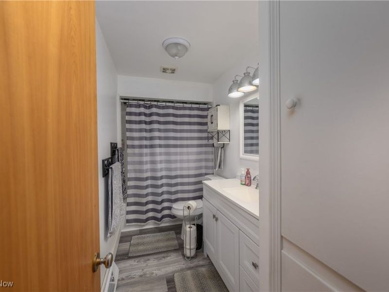 5355 Fulton Drive NW, Canton, OH 44718 Photo 14