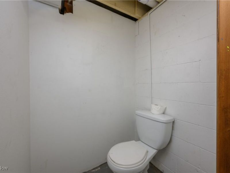 5355 Fulton Drive NW, Canton, OH 44718 Photo 18