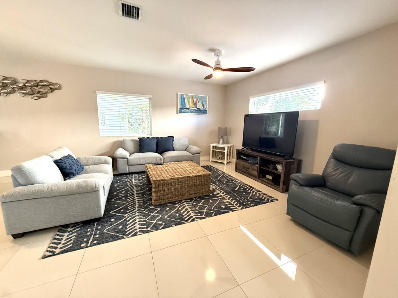 15 Lakeview Drive, Key Largo, FL 33037 Photo