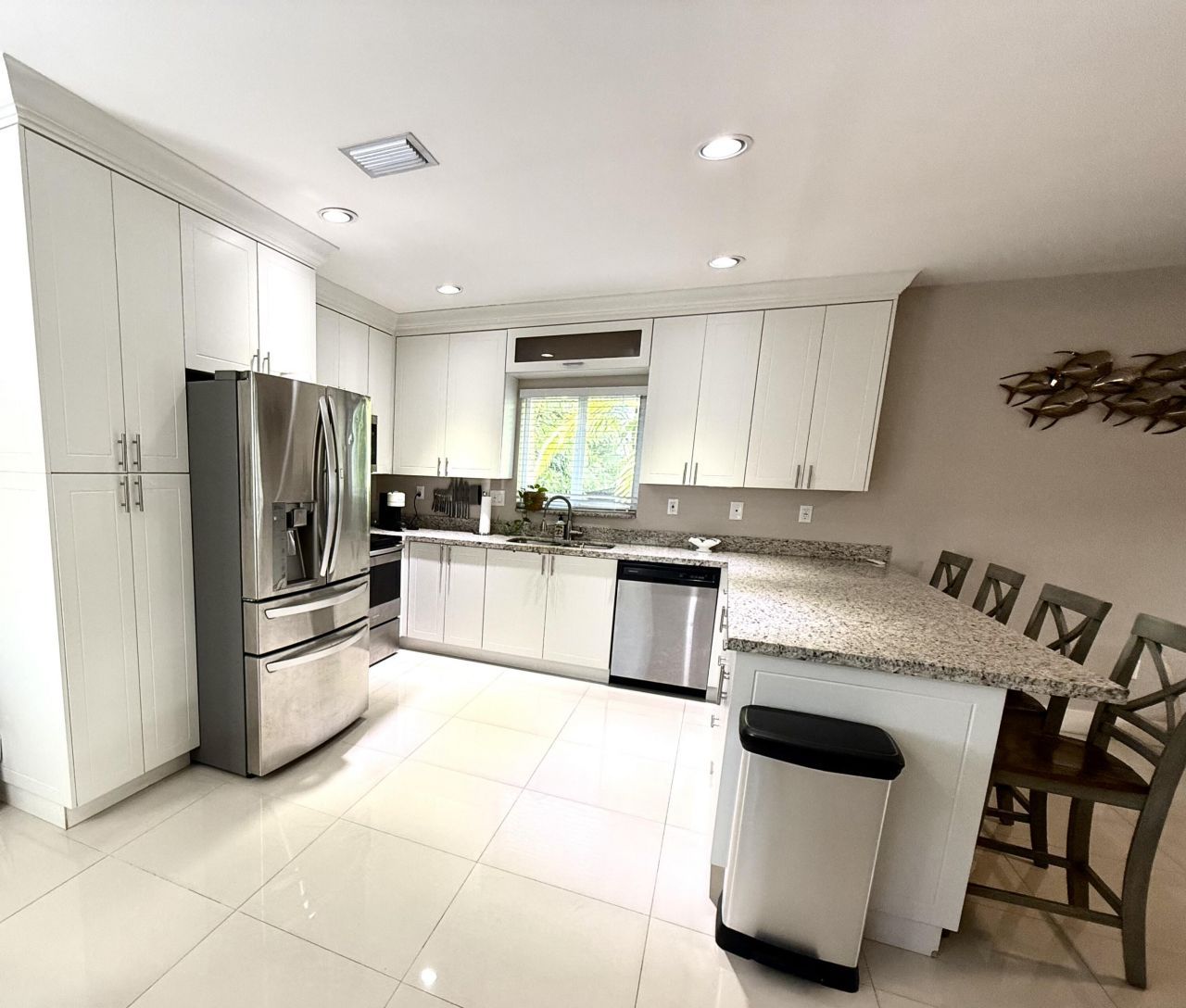 15 Lakeview Drive, Key Largo, FL 33037 Photo