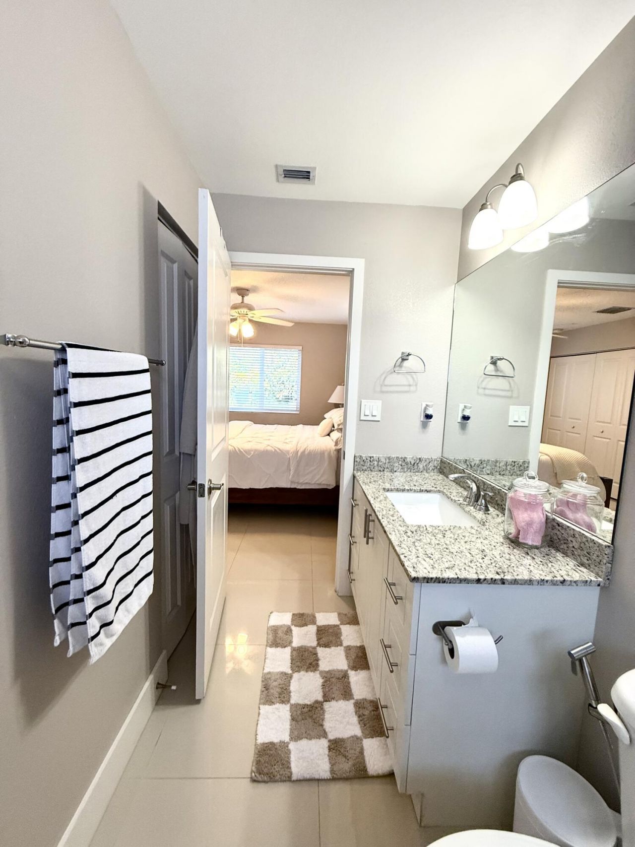 15 Lakeview Drive, Key Largo, FL 33037 Photo