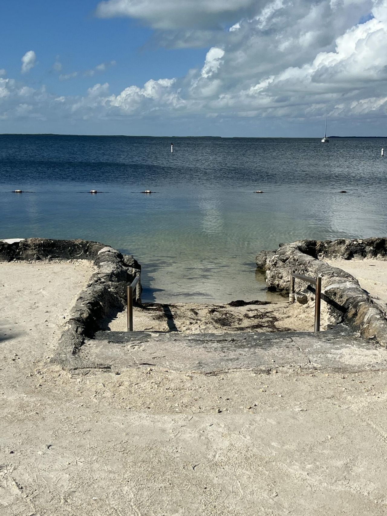 15 Lakeview Drive, Key Largo, FL 33037 Photo