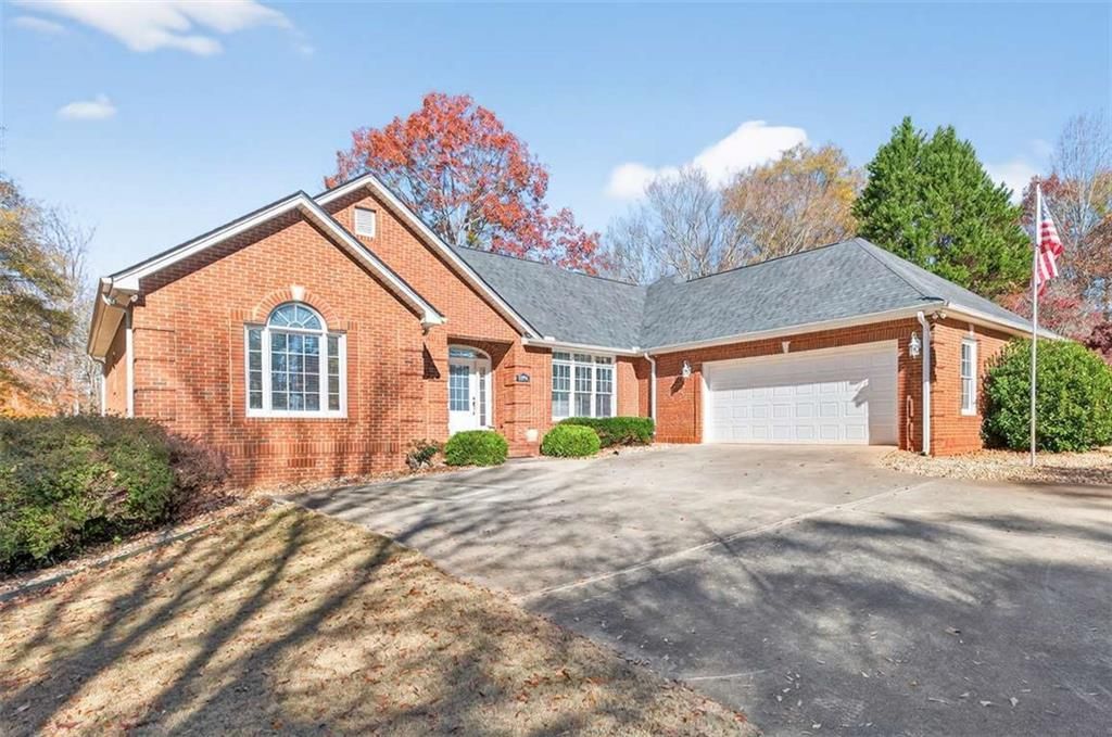 301 Oak Ridge Drive, Maysville, GA 30558 Main Photo